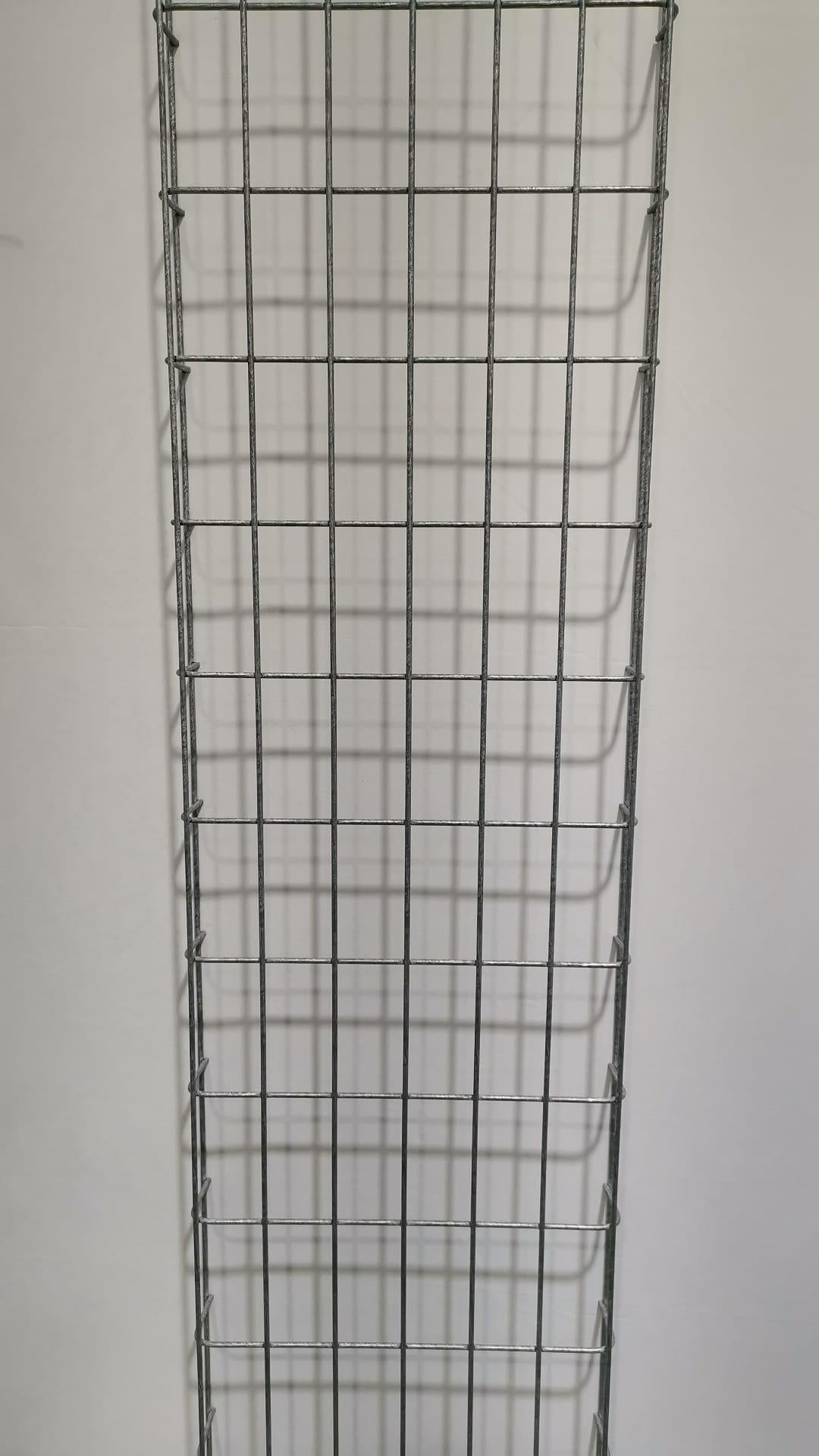 Treillis Longueur 29 cm, profondeur 5 cm, mailles 5 x 10 cm