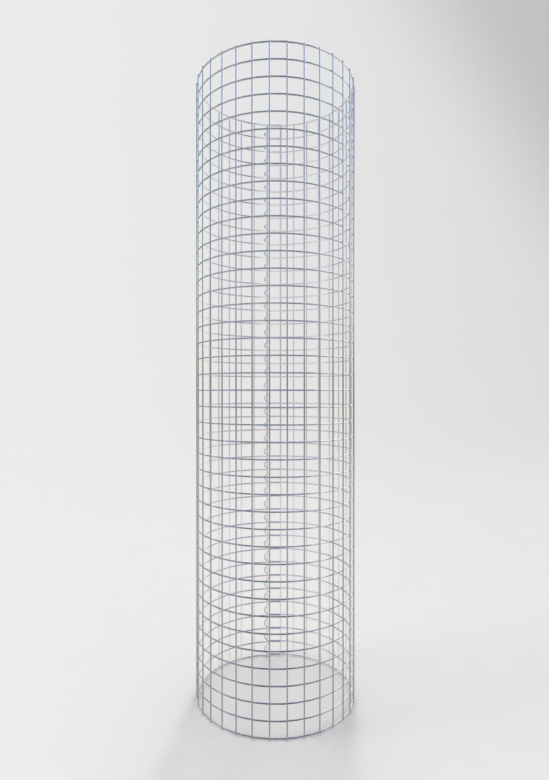 Schanskorfzuil rond 52 cm diameter, 200 cm hoogte, maaswijdte 5 cm x 5 cm