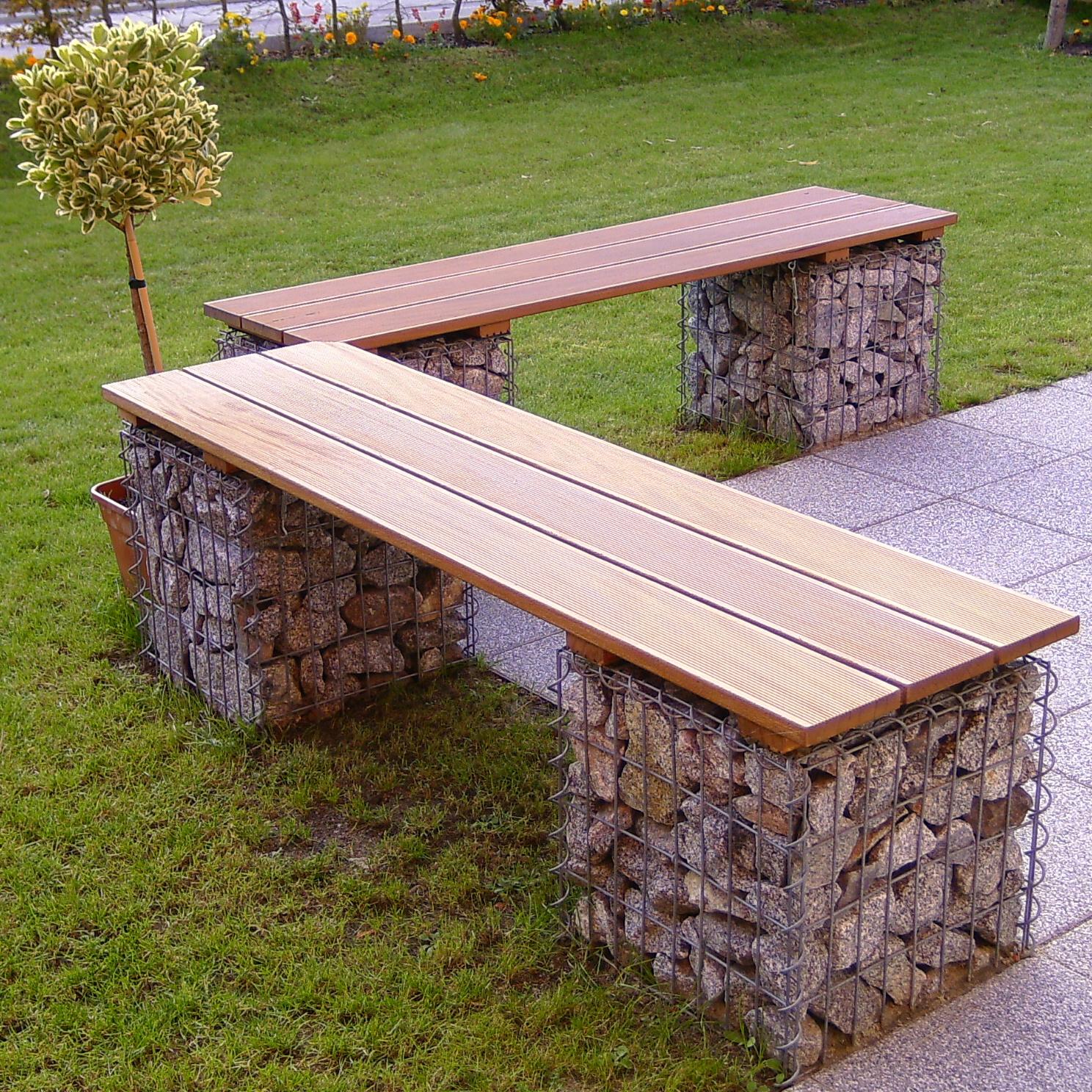 Schanskorf 40 cm x 40 cm x 40 cm (L x H x D), maaswijdte 5 cm x 10 cm, spiraalvormig