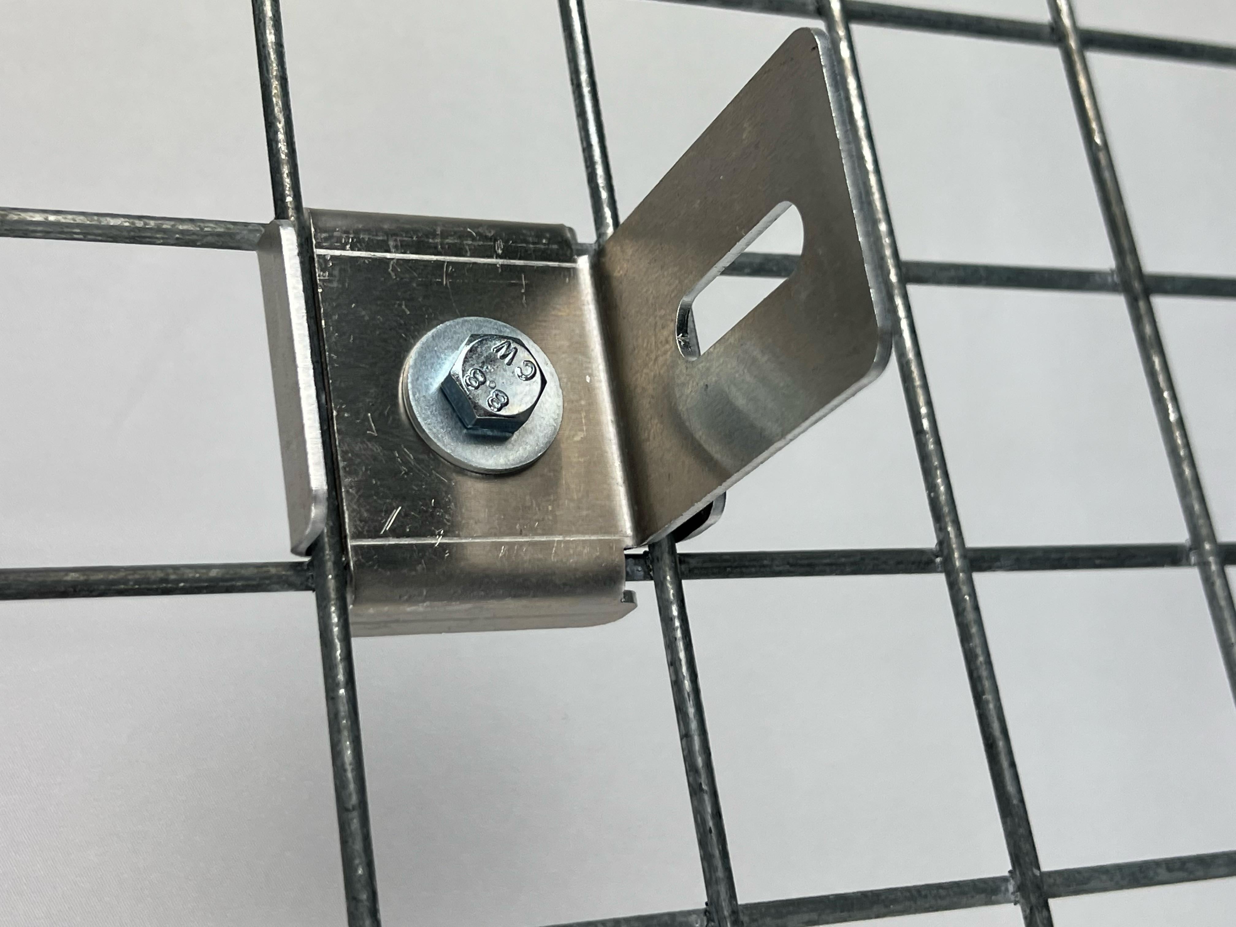 Set of 2 CLAMP with FENCE HOLDER 5 x 5 Gabion fence holder, aluminum